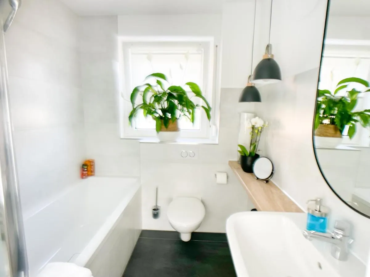 M-Style 02 Apartment Mit Balkon 24H Self-Check-In, Free Parking, Netflix 纽伦堡